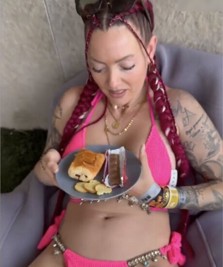 Aline Jost Diraimondo model nudes pictures