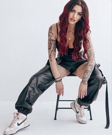 Aline Jost Diraimondo porn model images