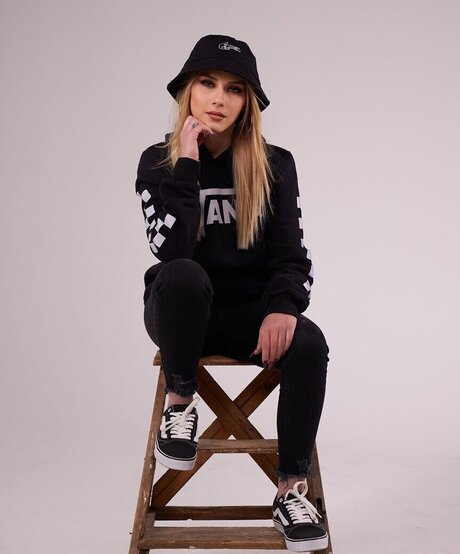 Wollnys sex star pics