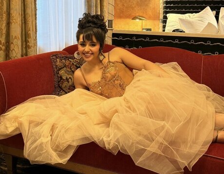 Alessandra Mele star nude gallery