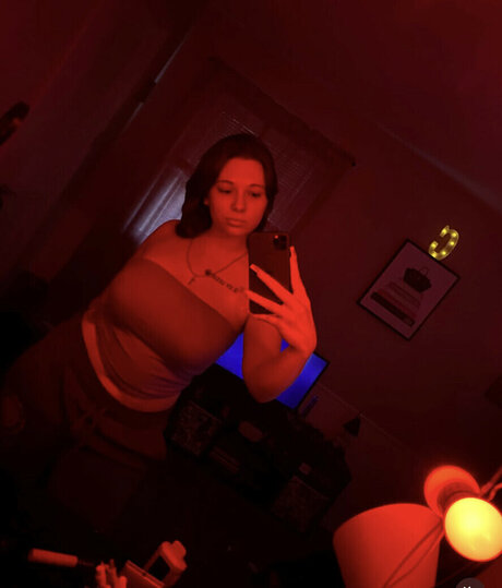 Caiidenn sexy model picture