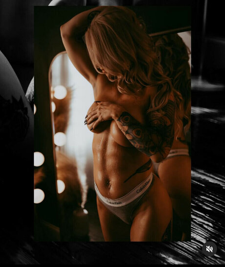 heatherbfitvip star sexy photo