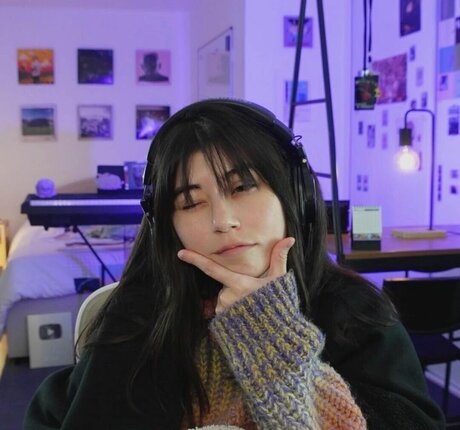 Path Wei_ star erotic gallery