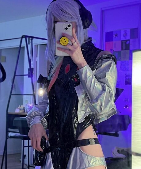 Path Wei_ pornstar beautiful photo