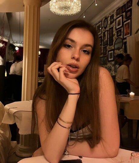 sosihue model adult pictures