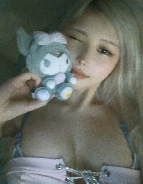 Globoib Hotvirgin high quality model images