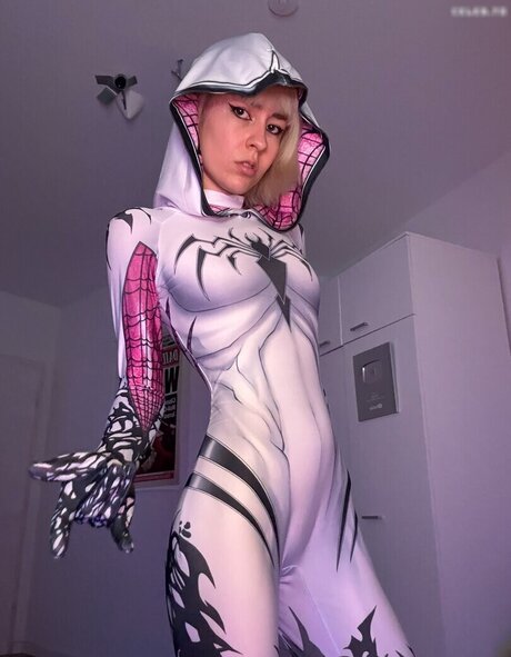 Svperdone hot actress picture