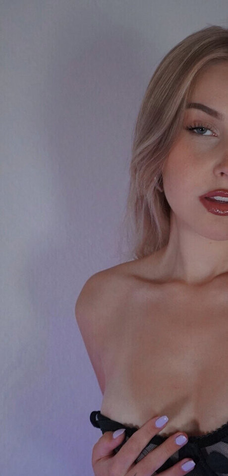 Cirizzle pornstar nude pictures