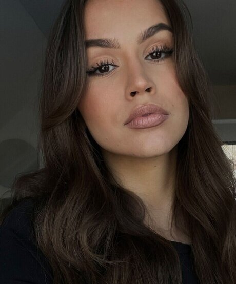 Lisa srmst star high quality image