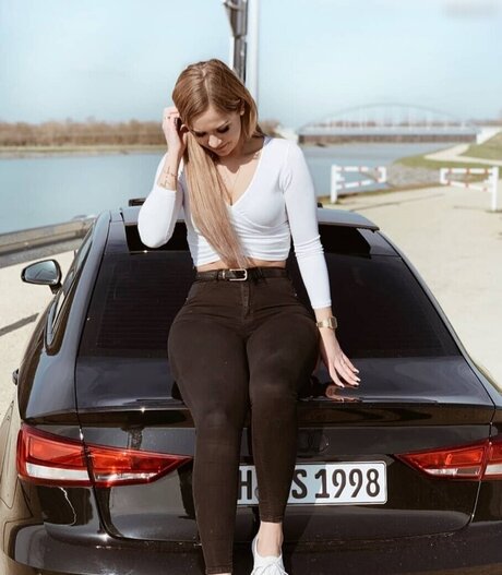 Lisa srmst model xxx img