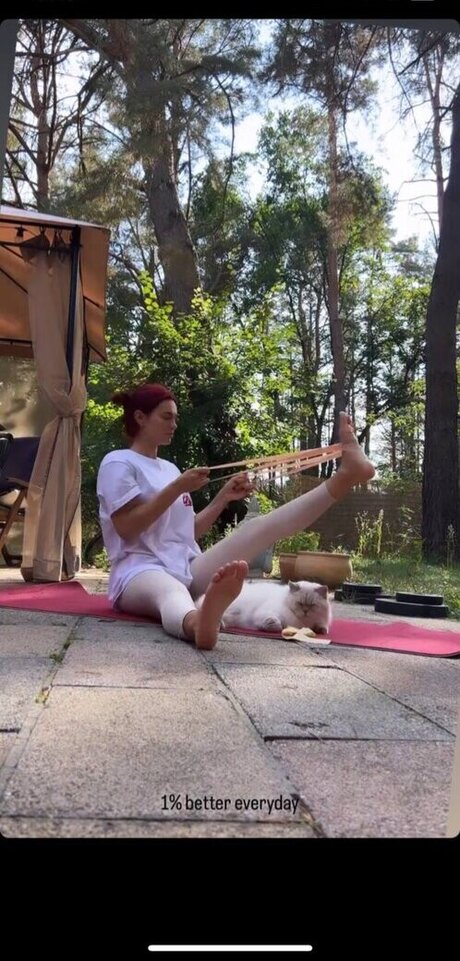 Chameen von Klepacki exclusive actress archive