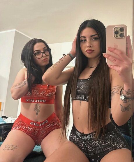 Luna Bufo art star galleries