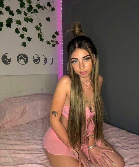 Luna Bufo pornstar sex photos