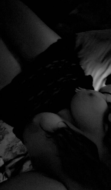 Kennalynette18 model nudes images