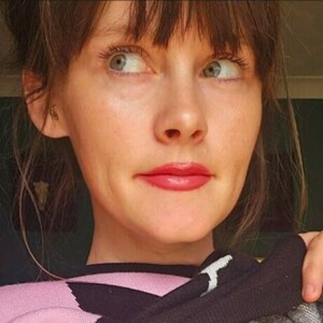 Sydney Harwin adult model picture