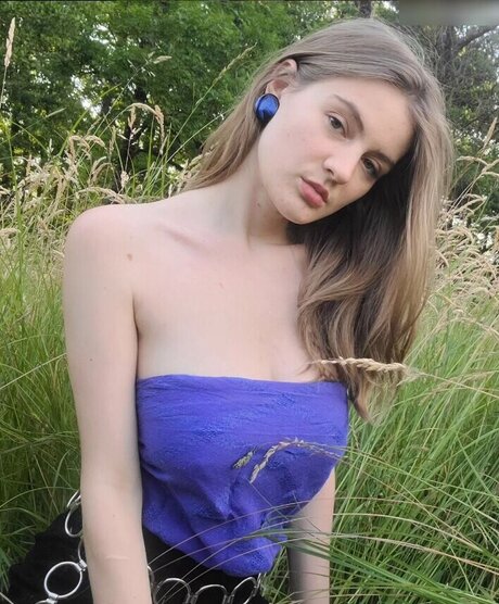 Lorene Laplusbelle pretty model pictures