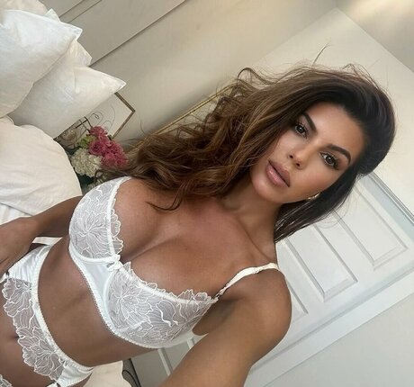 Terrannhilow pretty pornstar gallery