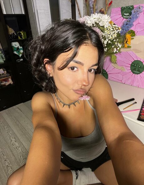 Yashankulova pornstar top photo