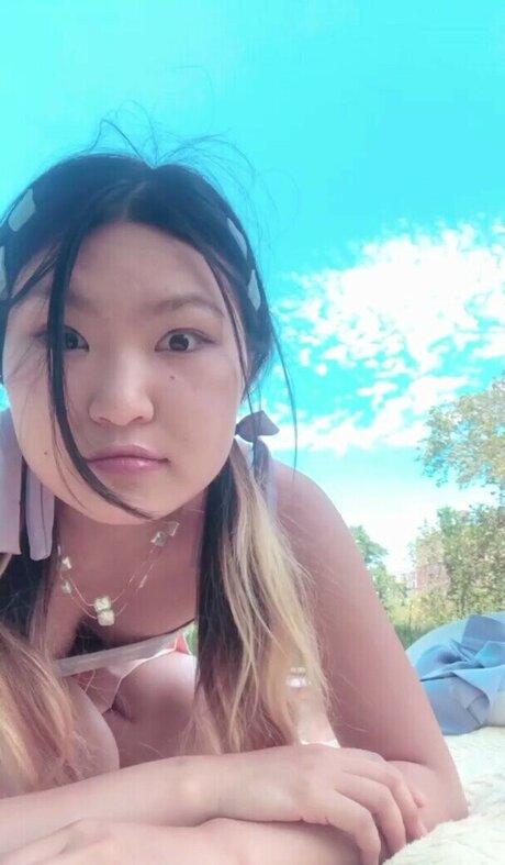 Mimee Xu pornstar pics