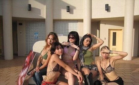 Ninonekw star porn photo