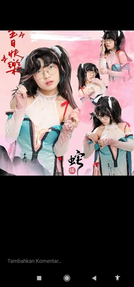 me pege7 naked model photo