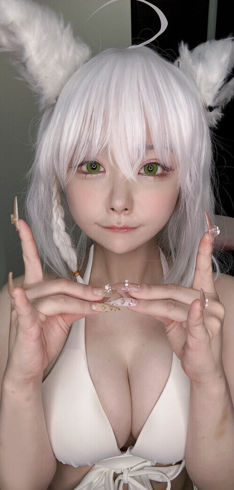 sukiyaki model exclusive photo