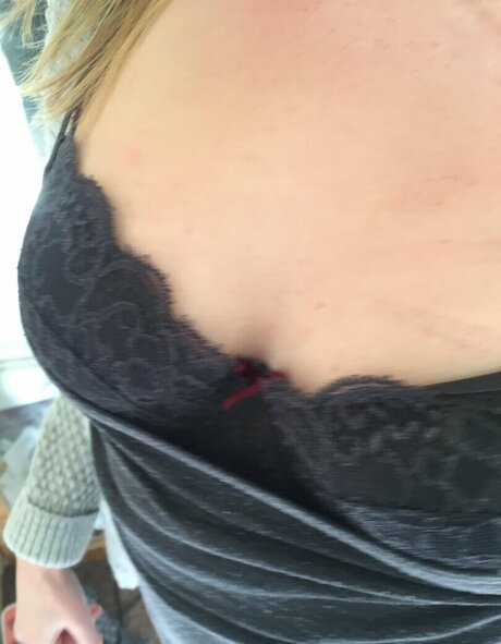 catraises model erotic gallery