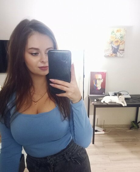 Zhukovachris xxx model pic