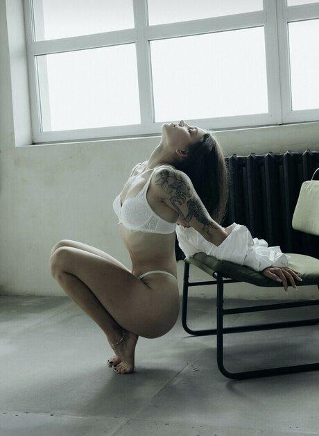 Tate ray star nudes pictures