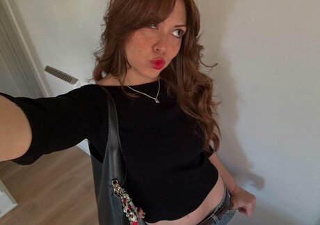 Liss The Lass erotic actress galleries