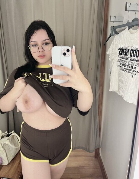 Maduu ASMR nudes actress photos