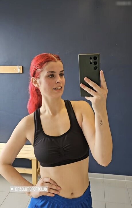 anna gazanis model beautiful pic