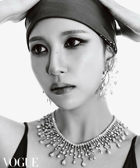 Mina Myoi erotic star gallery