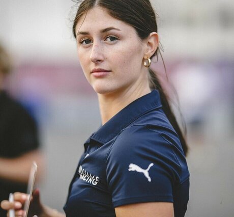 Lia Block hd model picture