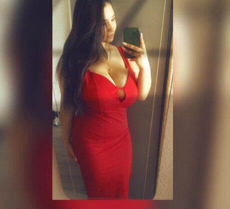 Adry Queen nudes model images