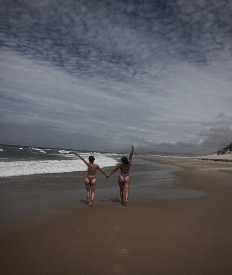 Joanachlips model sex photo