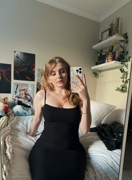 Krysttl model high quality pics