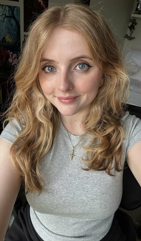 Krysttl pornographic star pictures