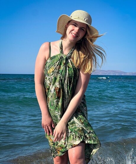 Katazuri star sexy pic