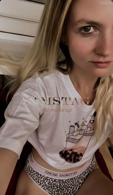 Mariia Well sexy model image