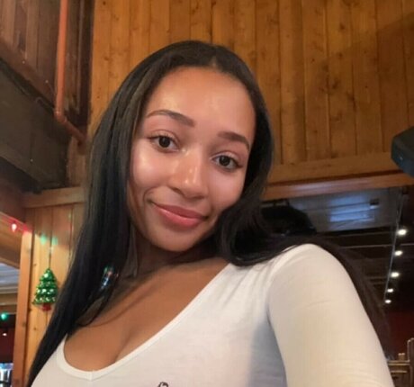 Ari Leigh Brown nice actress photos