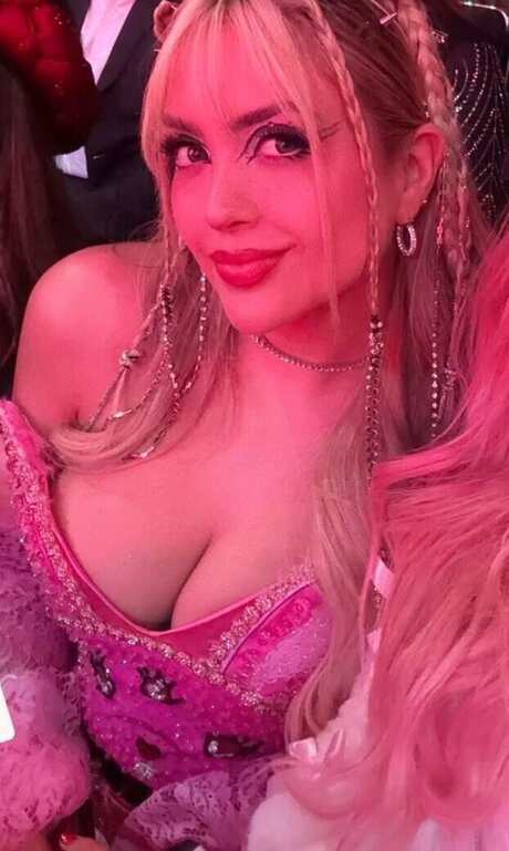 AriGameplays star top img