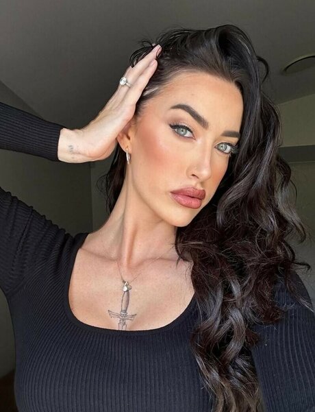 Harrison cheyne hot model images