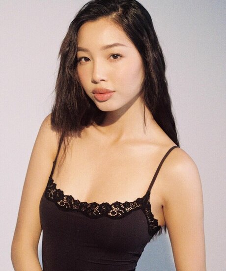 Joyce Htet model nudes pic