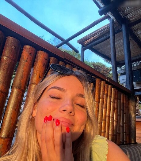 Snipsska nude star picture