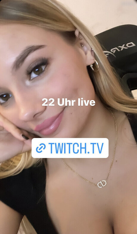 Snipsska pornstar adult picture