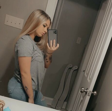 raerae6311 model free pictures