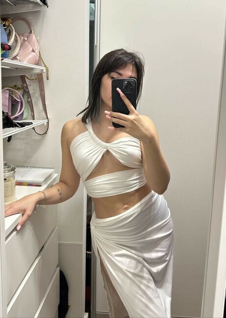 Ekatze007 pornstar pretty img