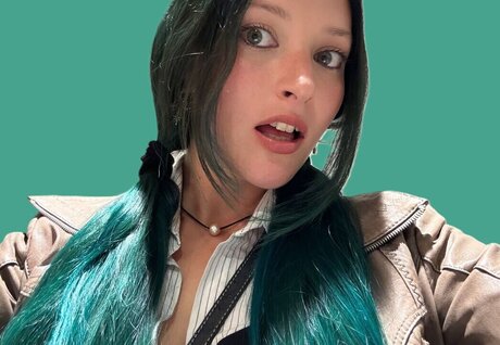 Jamie Lou Stenzel high quality star photo