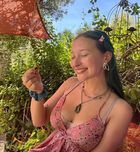 Jamie Lou Stenzel Profile pic